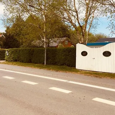 Nustrup Bed & Breakfast *